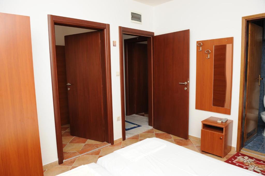 Guest House Ckuljevic Budva Phòng bức ảnh